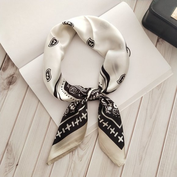 💕Last one Boho Style Bohemian Silk Scarf - Picture 2 of 4